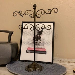 Jewelry stand
